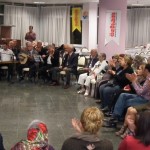 Memleket güllük gülistanlık! Vur patlasın, çal oynasın!
